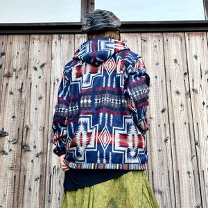 ヤクフリースドルマン袖アウター A