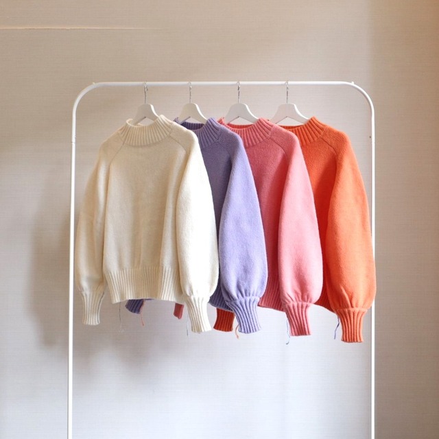 Linking knit pullover