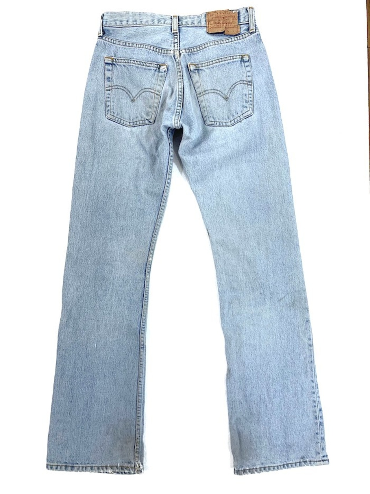 M-249  リーバイス Levis501レギュラー古着 1998年 米国製刻印546  W 74cm(ぐるり） 股下 83cm