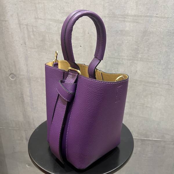 牛革 グレインレザー ショルダーストラップ付バッグ 2Way仕様 パープル