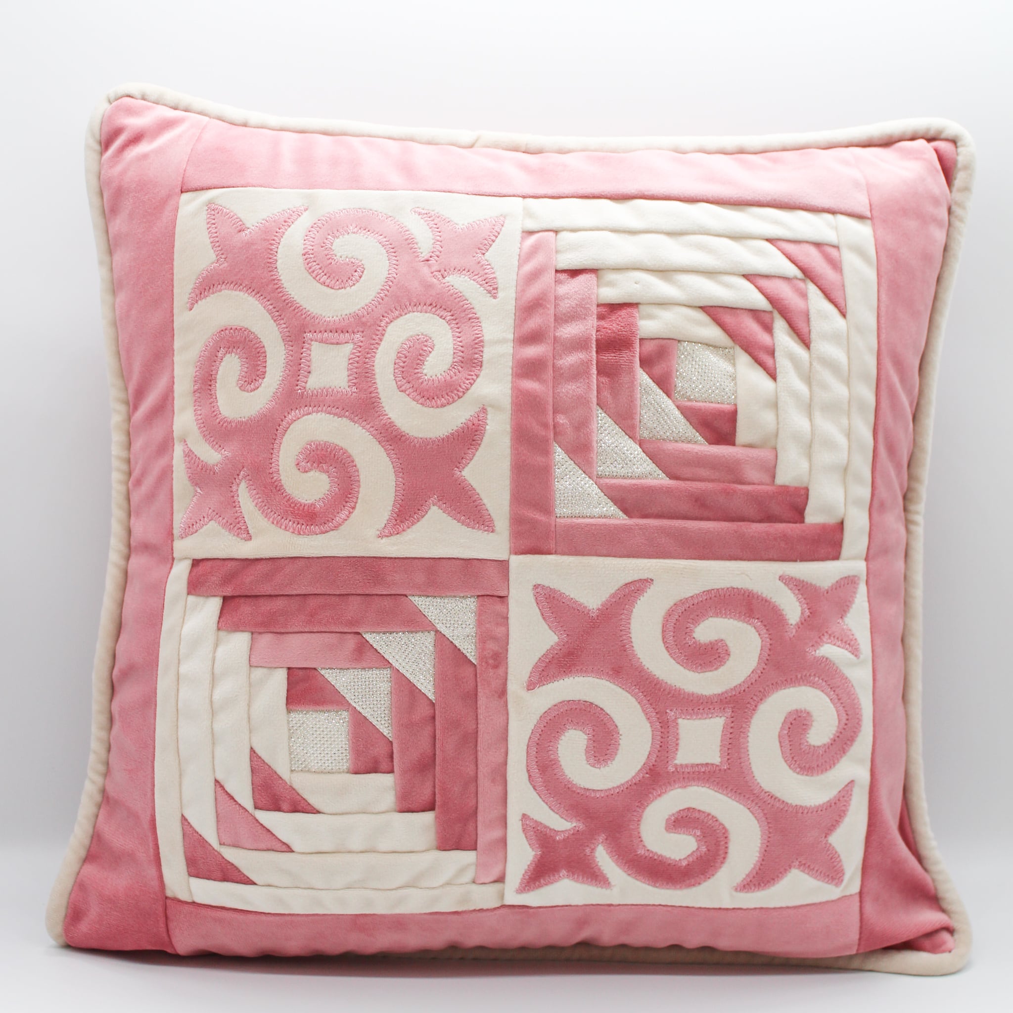 再入荷】キルギス伝統 パッチワーククッション 45cm×45cm オイモ