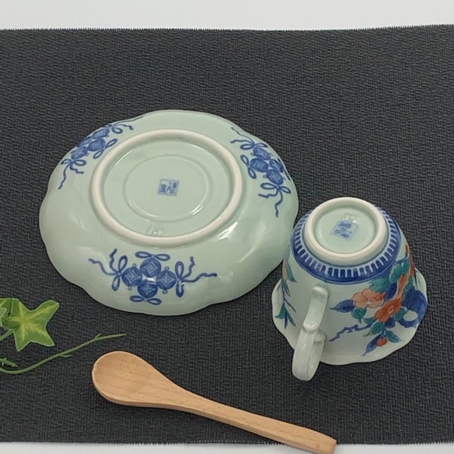 有田焼 色鍋島コーヒー碗皿 椿 カップ＆ソーサー | 有田焼ショップ