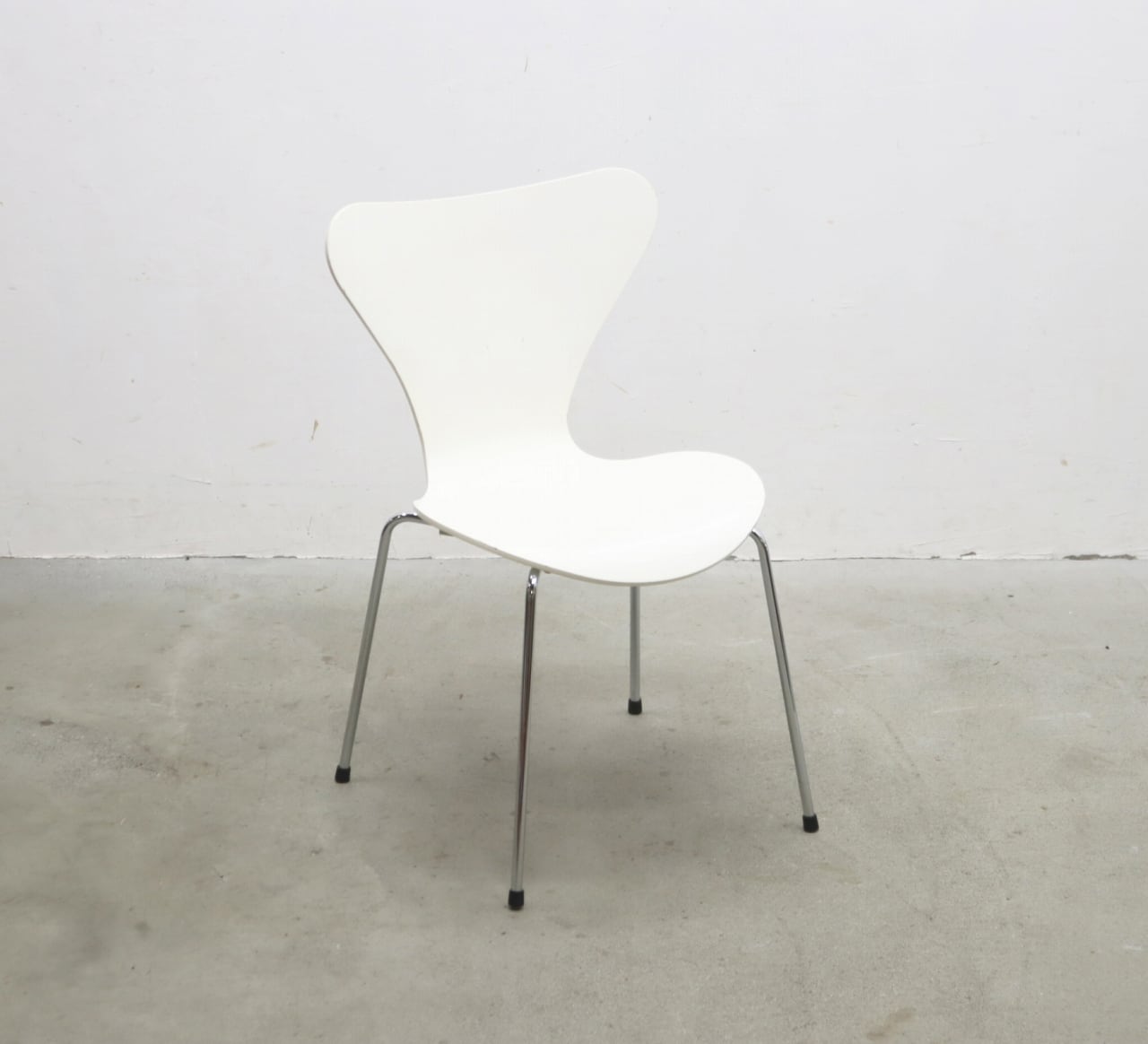 Fritz Hansen フリッツハンセン セブンチェア ホワイト ラッカー 1