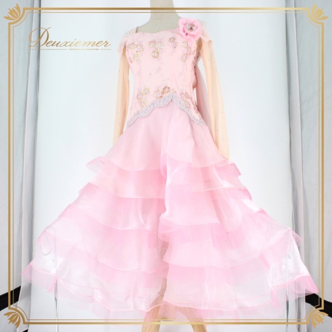 社交ダンス 衣装 スタンダード ドレス ワンピース パーティドレス Leirena レイリーナ ピンク系 レース ラインストーン ビジュー レース エレガント フォーマル 薔薇コサージュ 豪華 美麗 大人向け おしゃれ パーティー用 レディース ふんわり お洒落 パーティーママ ステージ衣装 トレンド