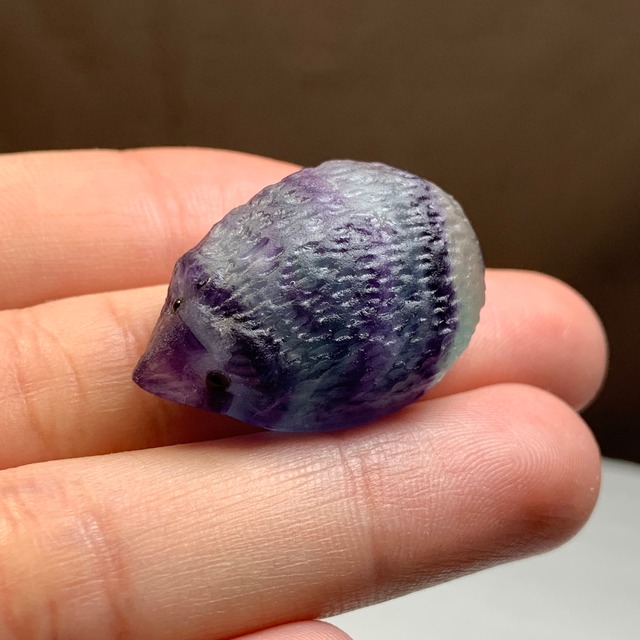 010.可愛い色合い☆フローライト ハリネズミ