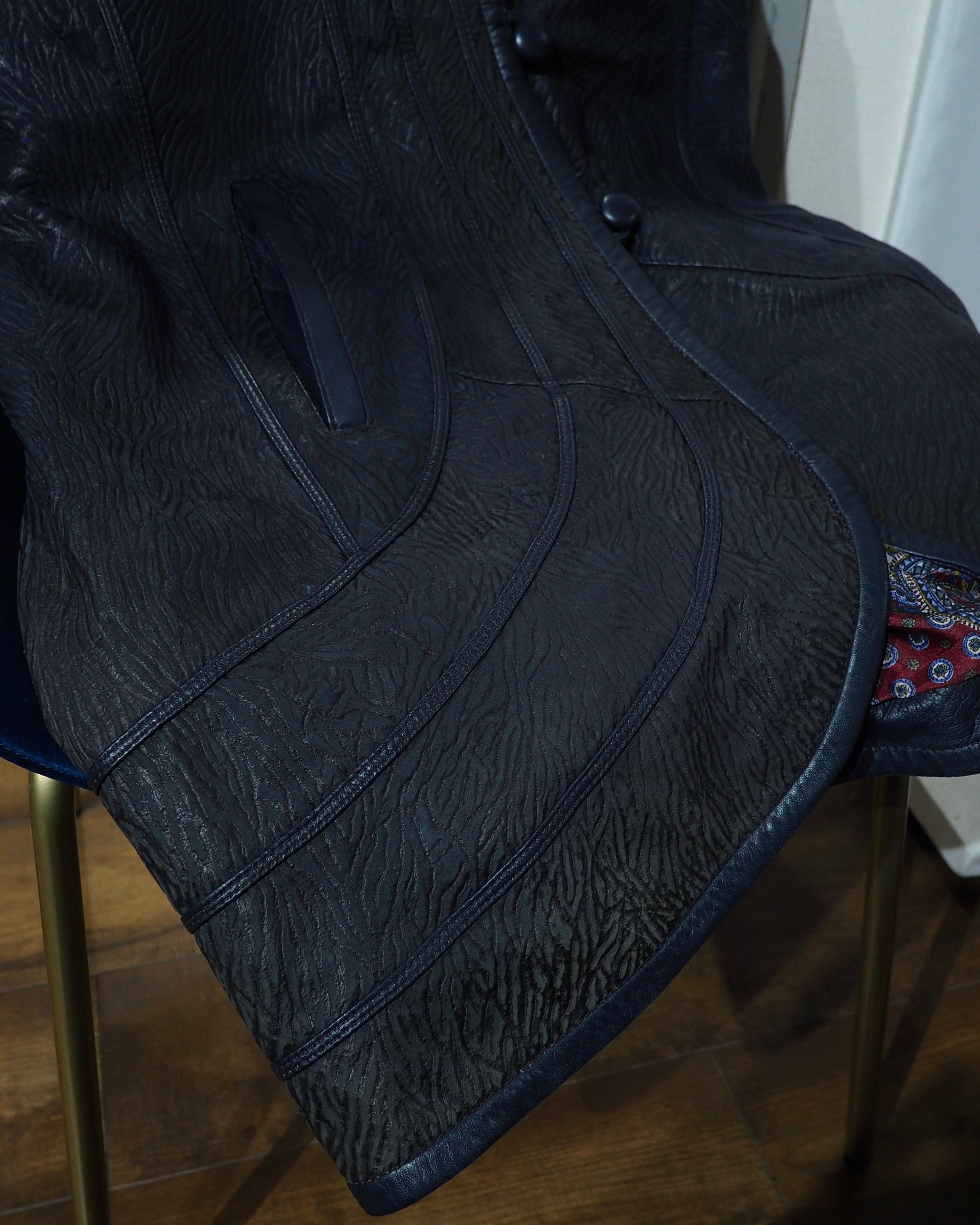 1990s " 珍品 ‐ Made in Spain " Vintage Lamb Leather Mao Collar China Jacket
