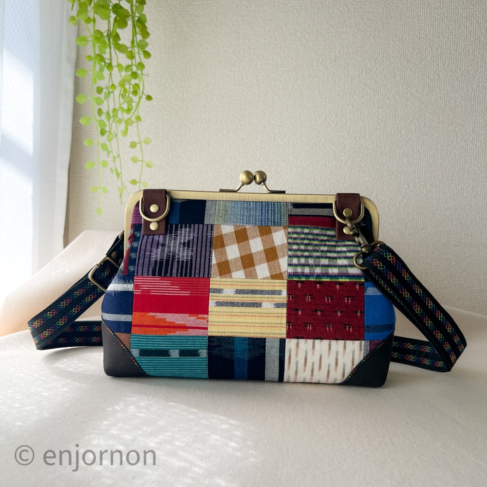 カラフルパッチワークがま口バッグ 久留米絣パッチワークのがま口バッグ | がま口【 のんぱち屋