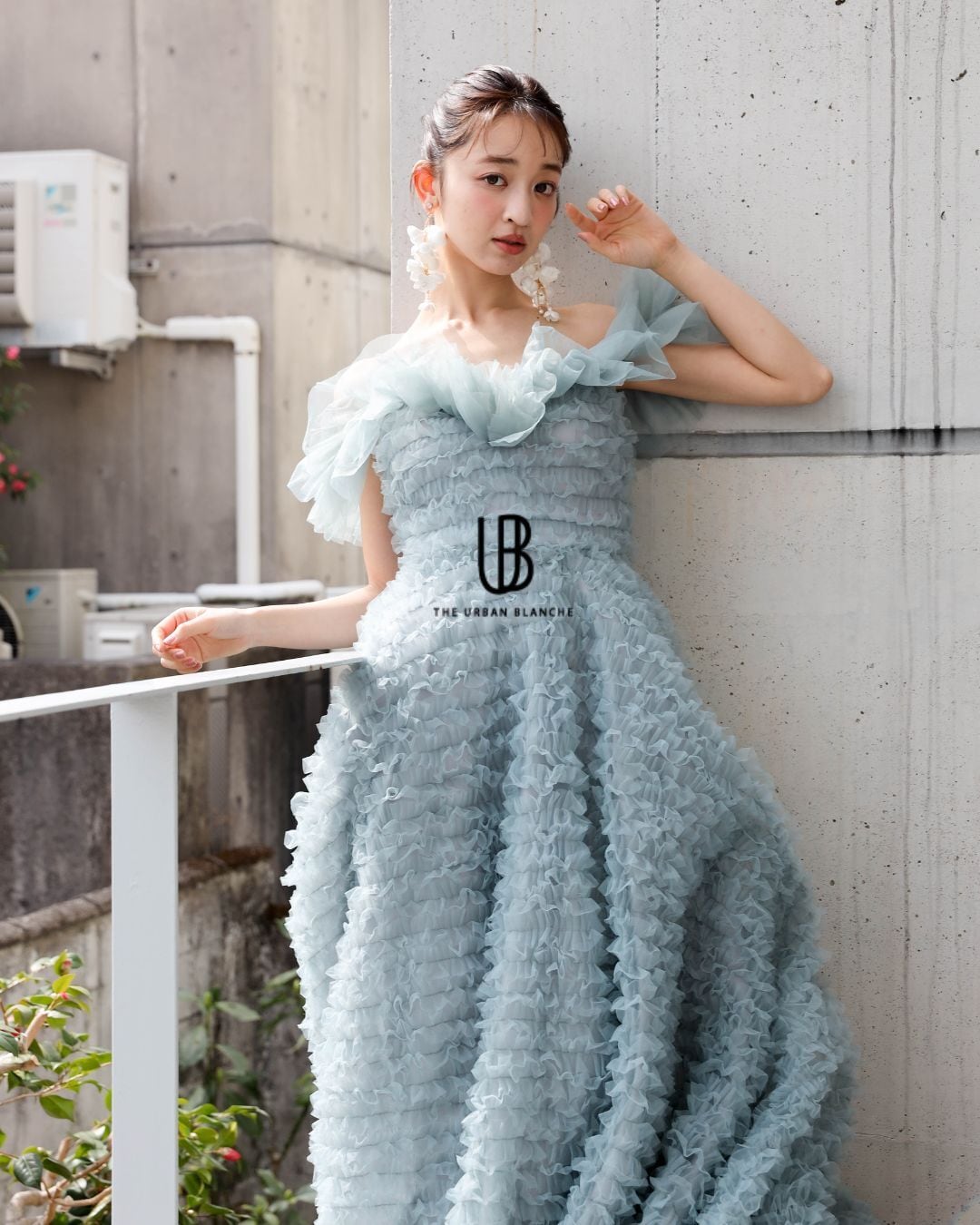 【NEW ARRIVAL CD68】 新作入荷 / ウェディングドレス カラードレス ドレス レース 刺繍 挙式 2次会 前撮り