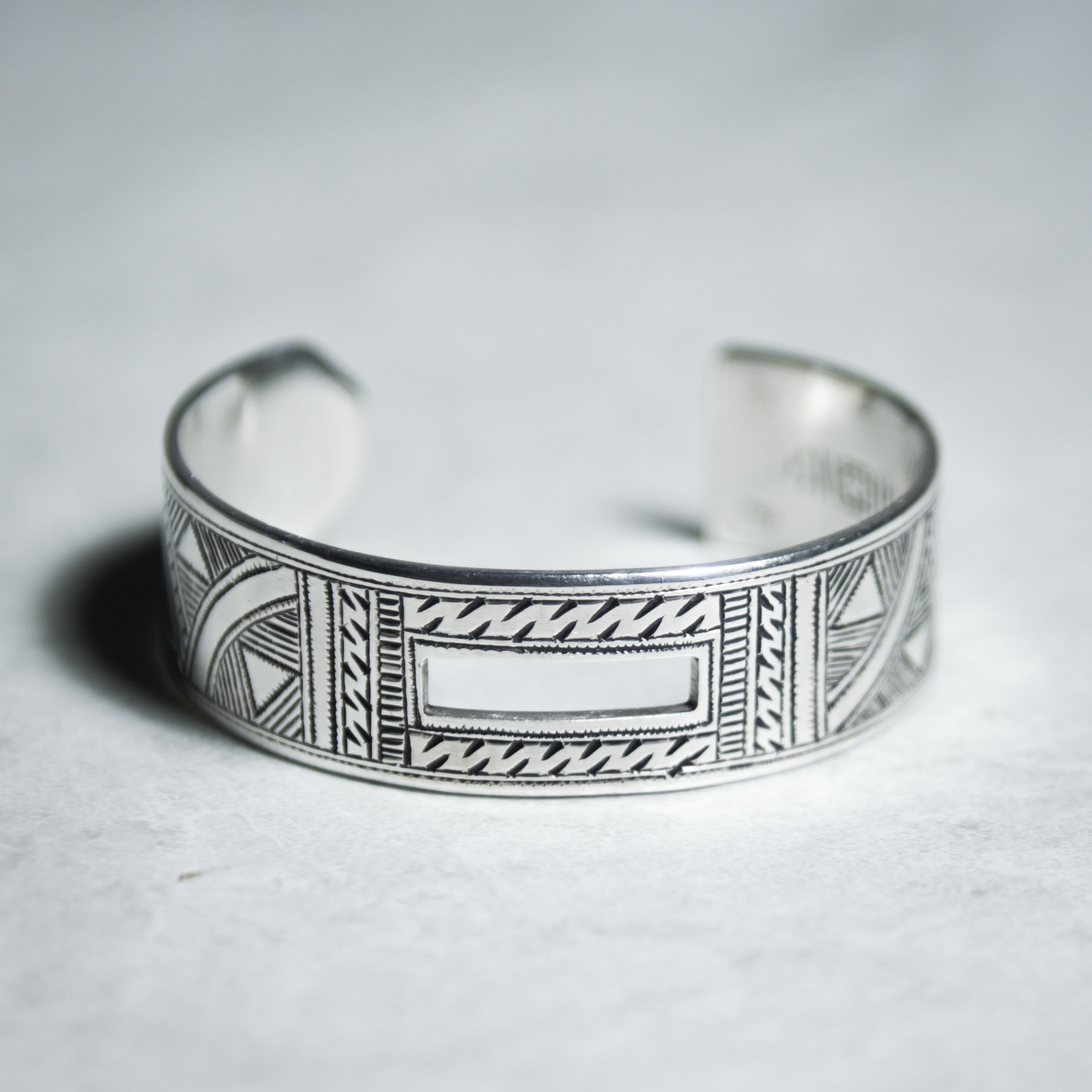 TOUAREG Silver Bangleトゥアレグ シルバー バングル 124 | mark