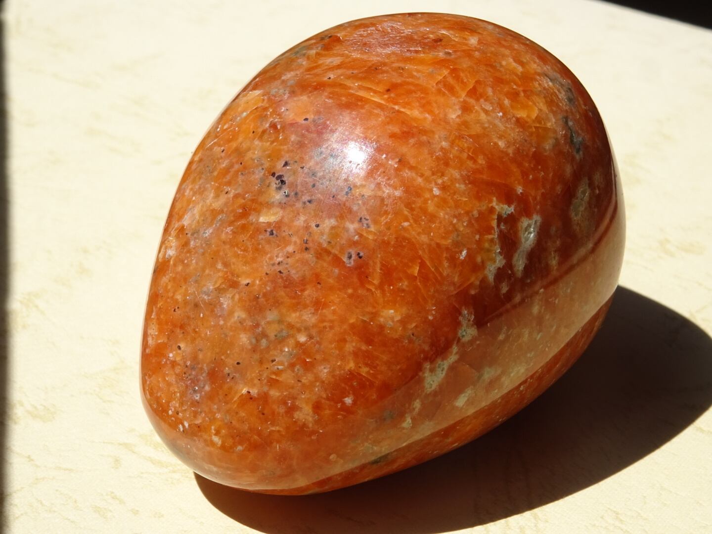 マグマカルサイト」 オレンジカルサイト・Bigタンブル | 虹石屋