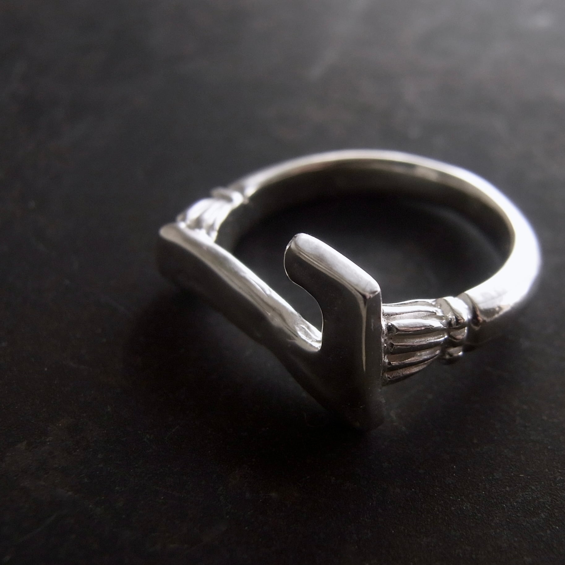 Numero Pinky Ring/数字7のピンキーリング/S