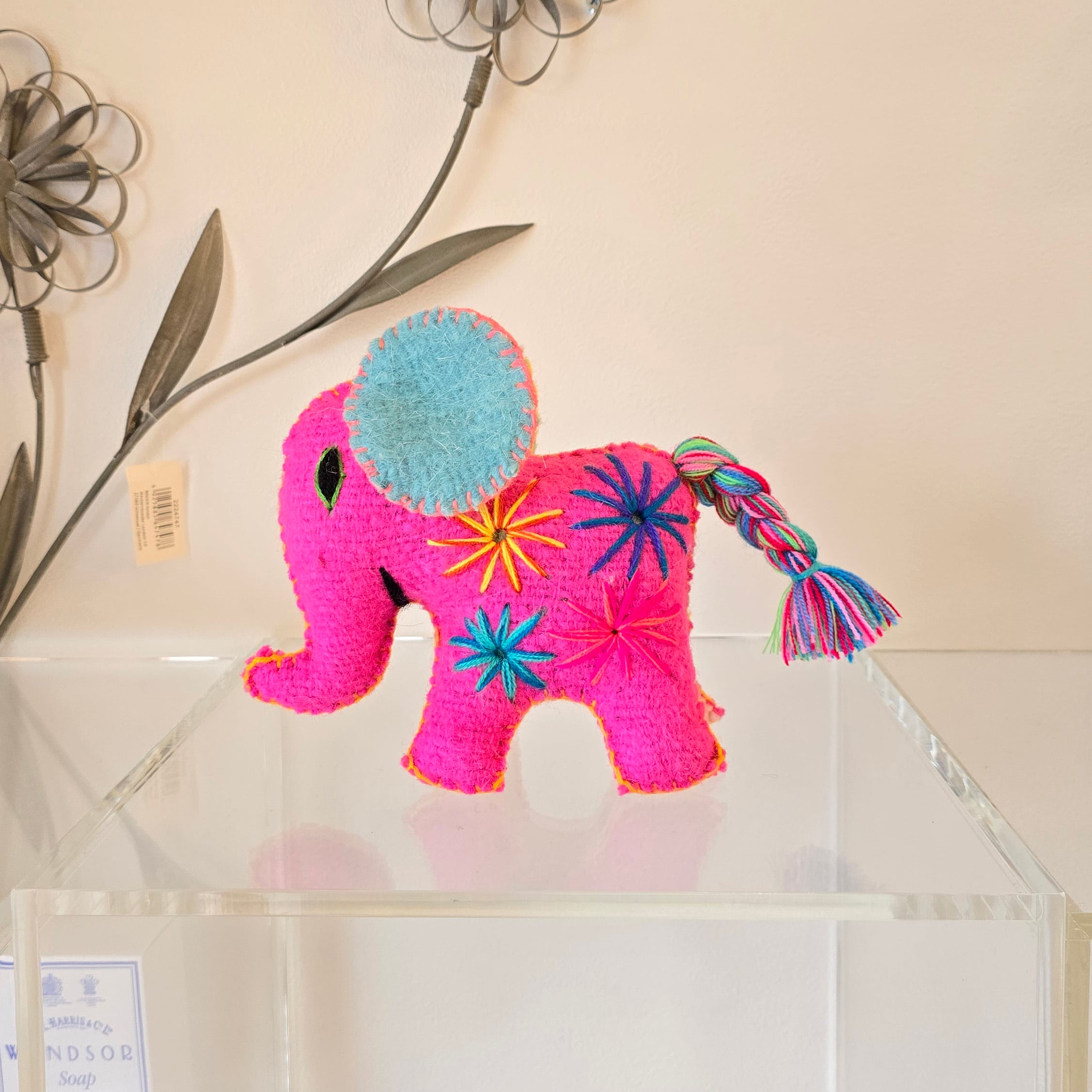 メキシコ直輸入】ハンドメイドぬいぐるみ ANIMAL PARADISE ELEPHANT