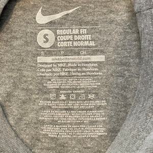 【NIKE】MLB シンシナティレッズ Tシャツ アーチロゴ プリント Sサイズ us古着 アメリカ古着