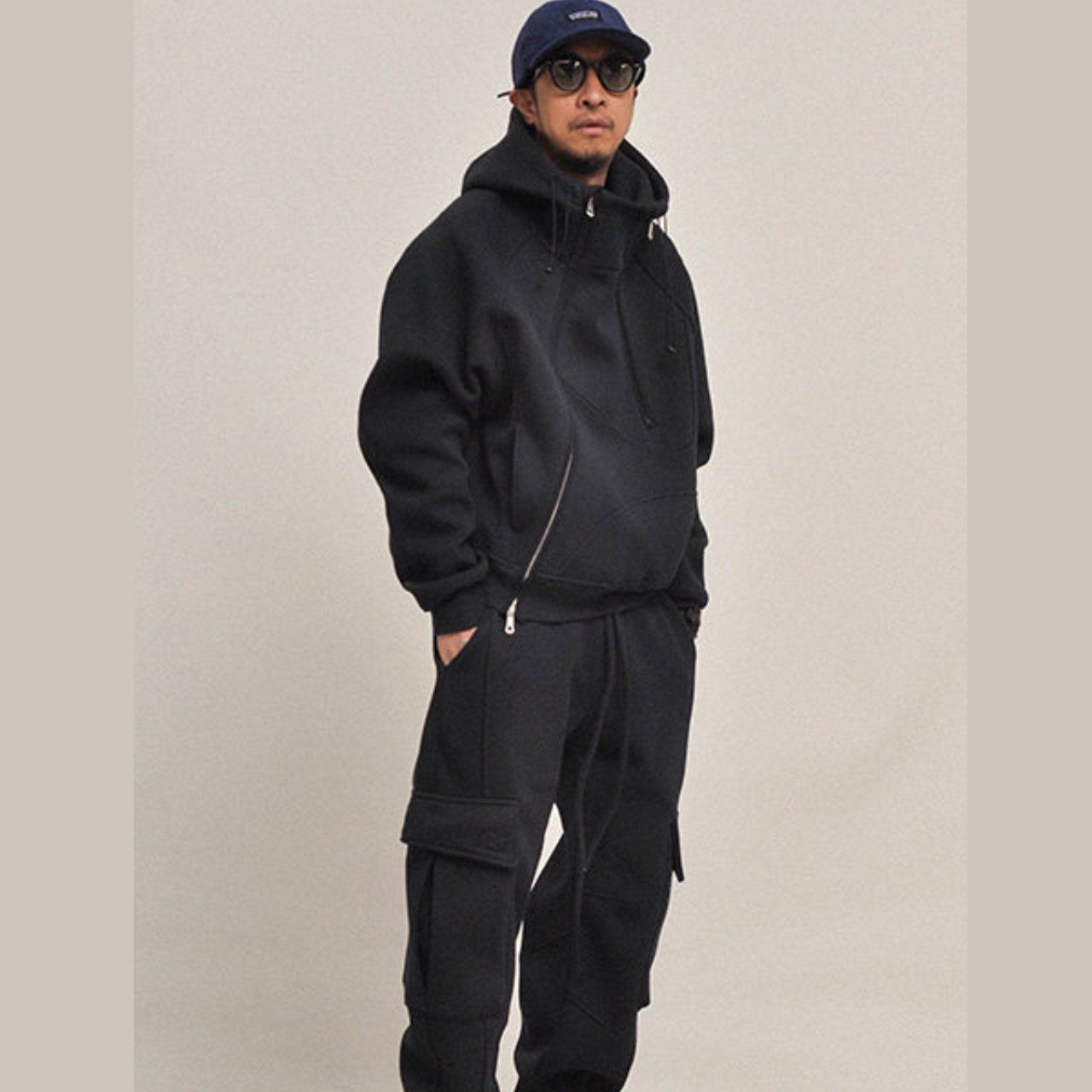 アシンメトリーZIPテックパーカー A2032 - 3