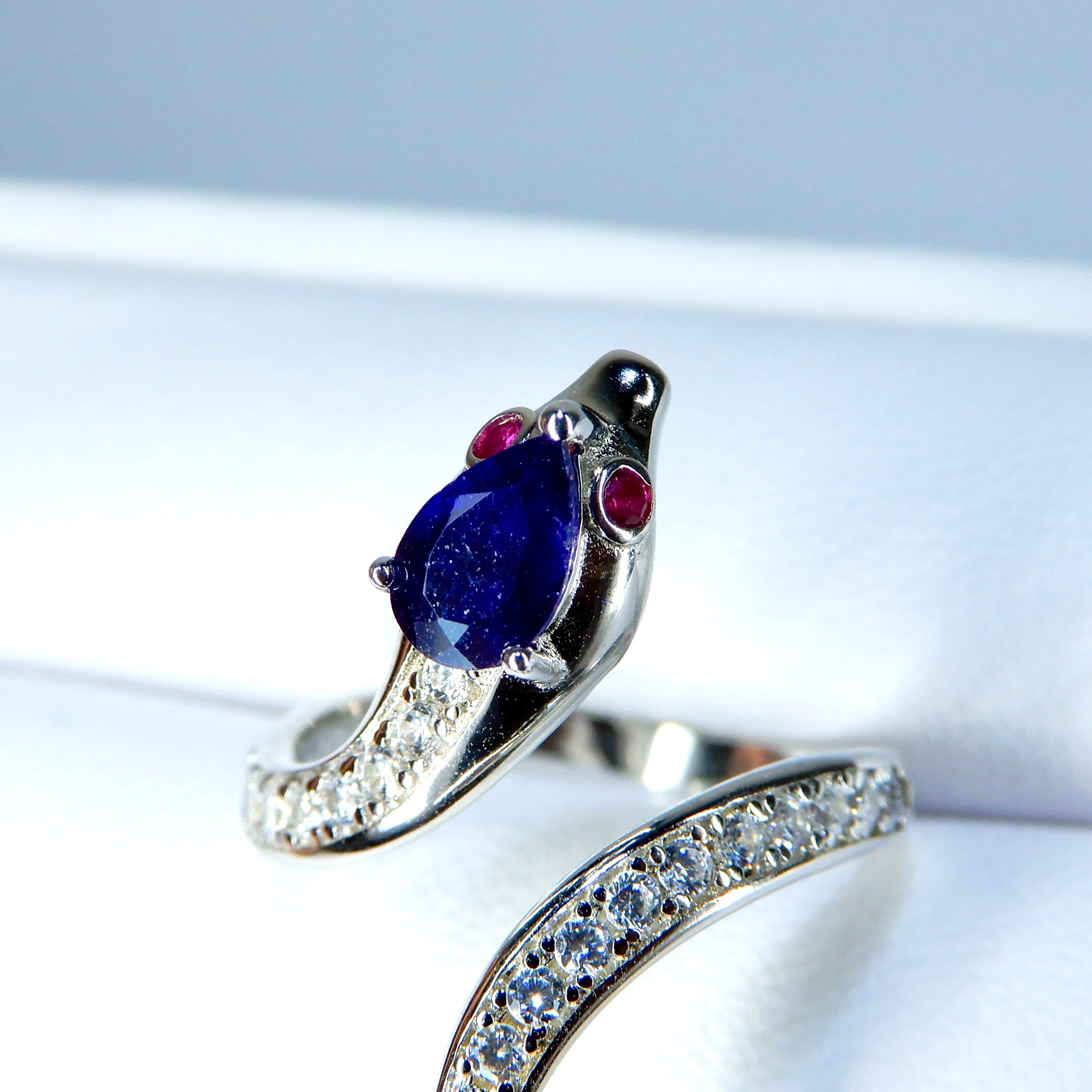 へびRing♦︎ブルーサファイア♦︎