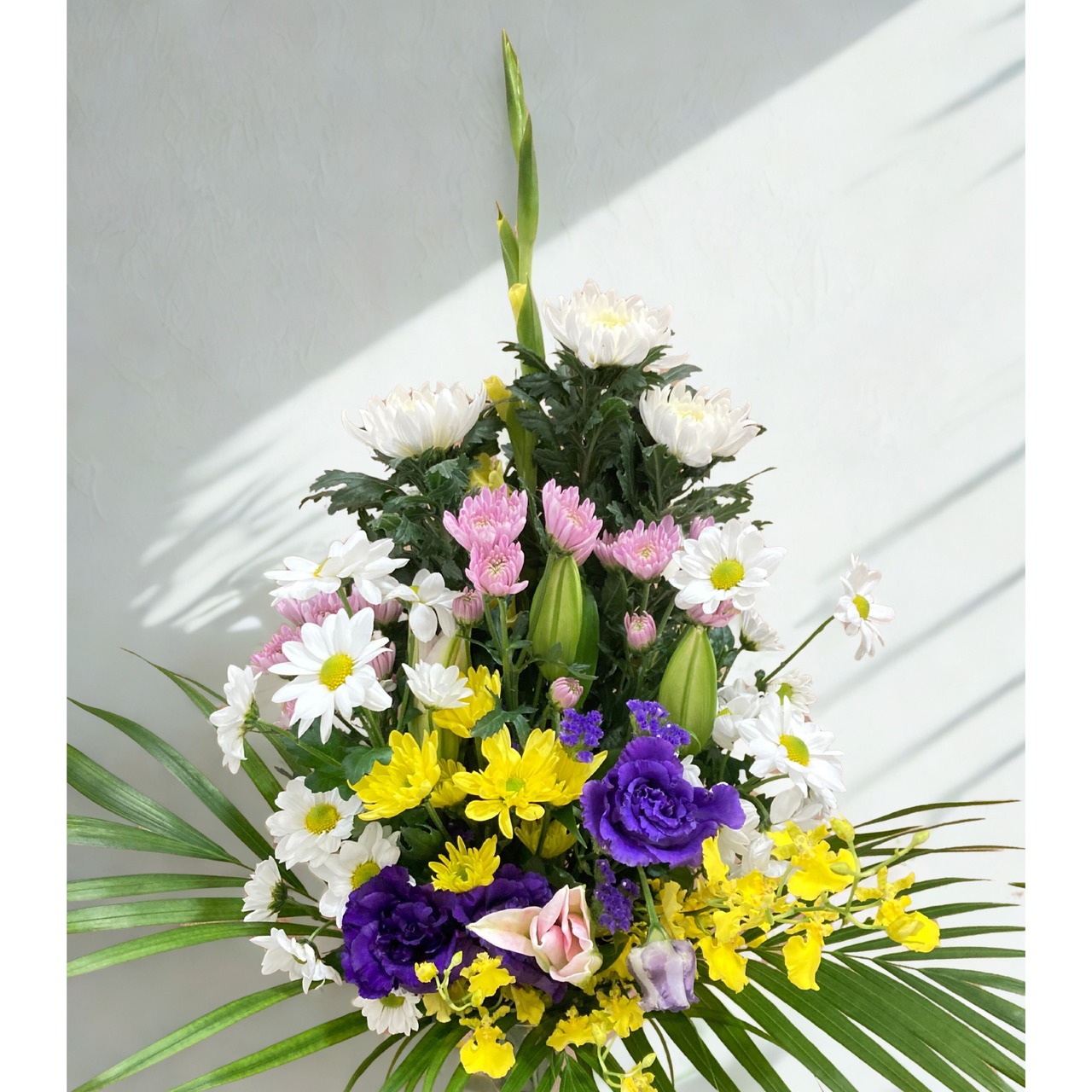 【木場店限定店頭受取専用】和花のユリ入りお供え花束・画像2