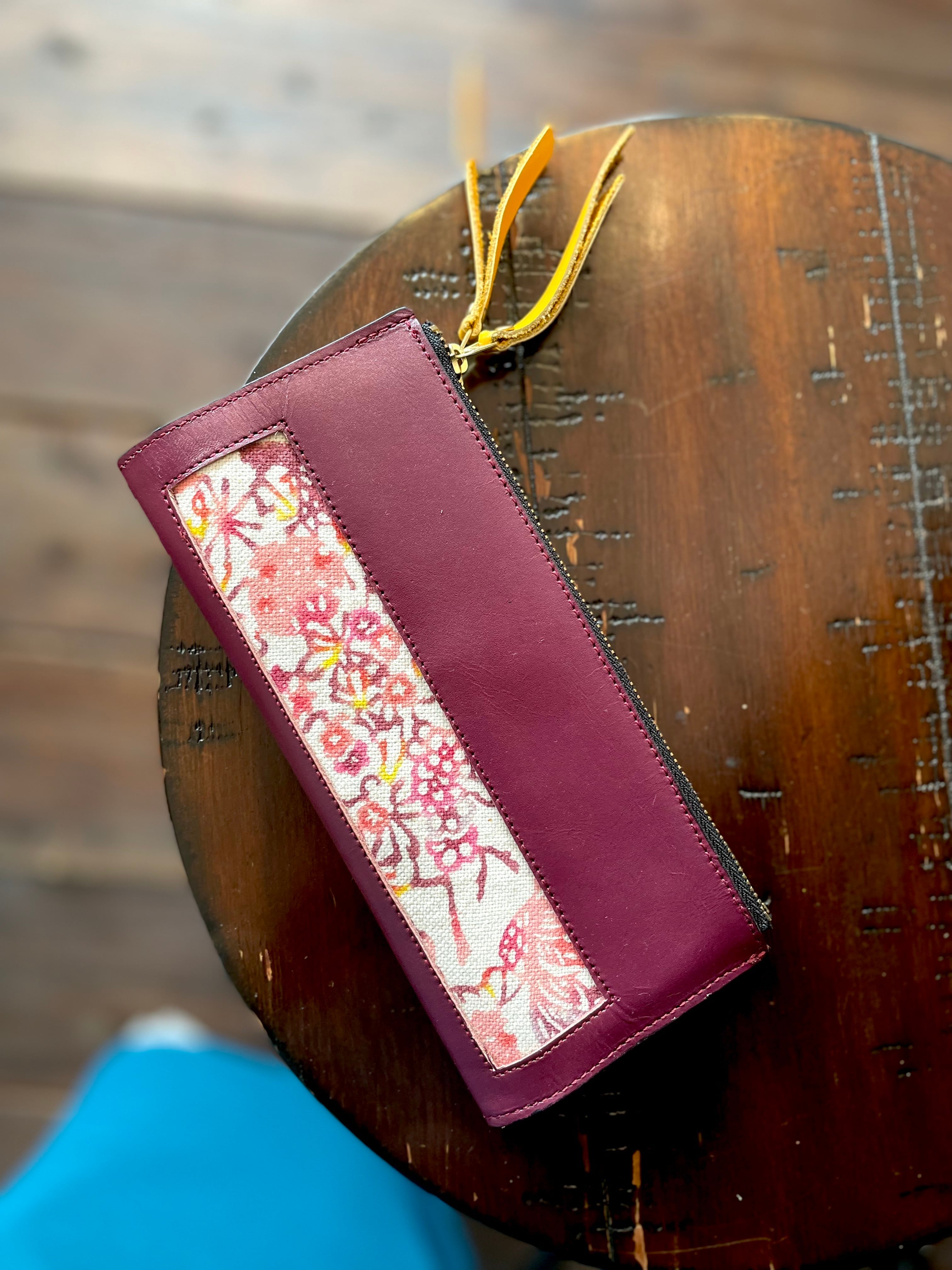 本革花長財布 / ディーグ