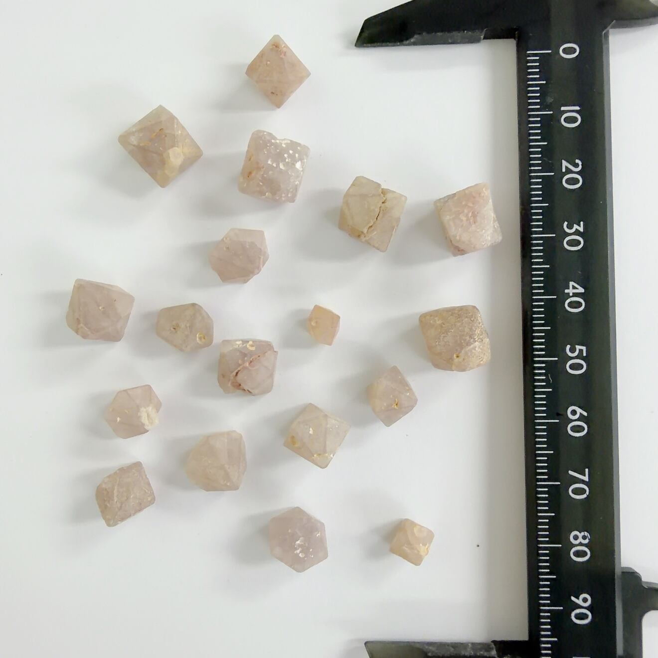E35311】 ベータクォーツ 高温水晶 β-Quartz 水晶 クォーツ クリスタル