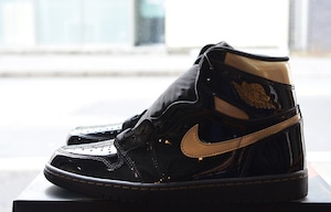 Nike Air Jordan 1 High OG Black-Metalic Gold