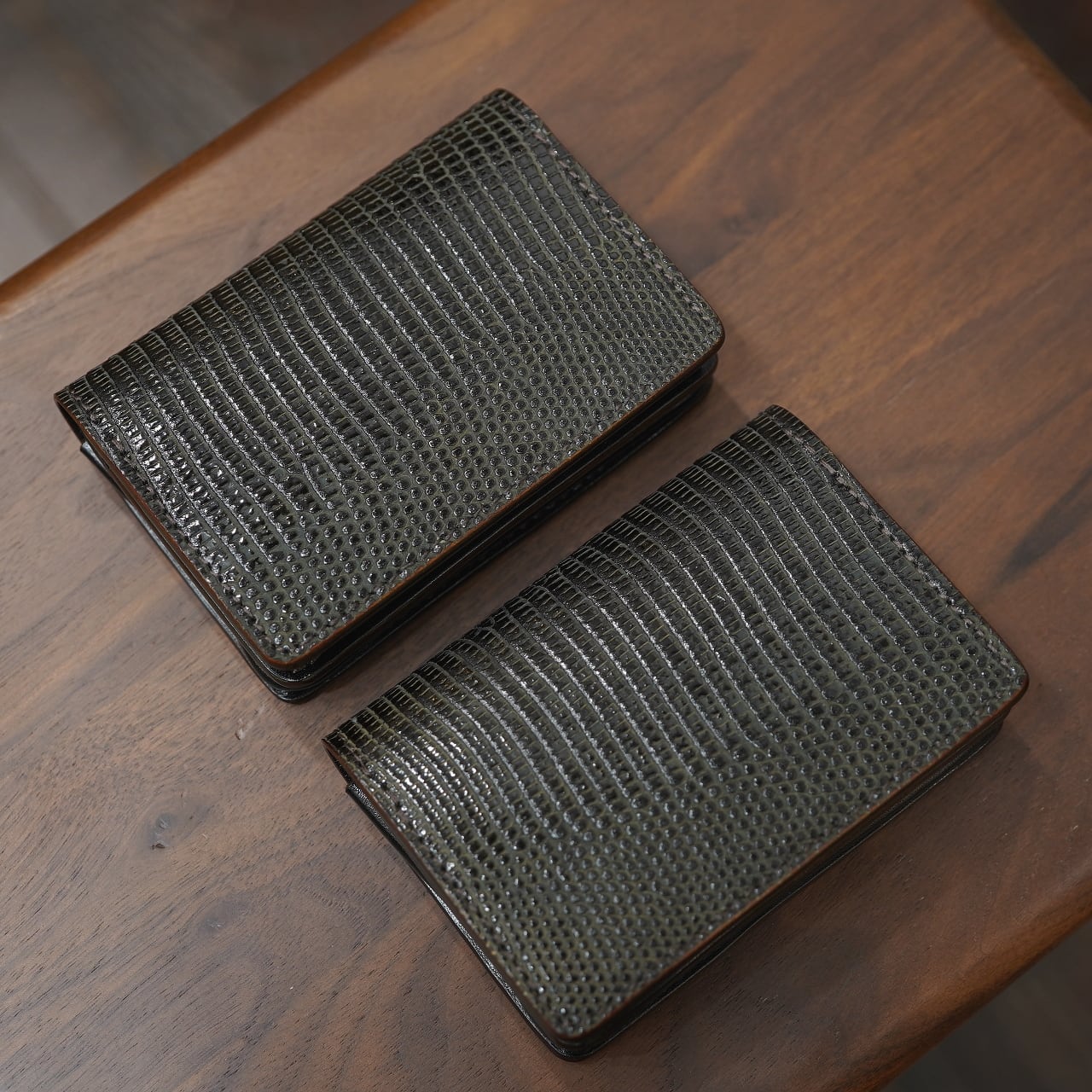 11DROPS 名刺・カードケース 生漆リザード・サドルプルアップ NEXUS