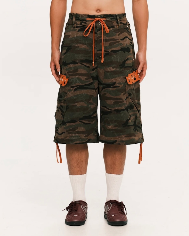 plateau studio【 Camo sweat shorts 】