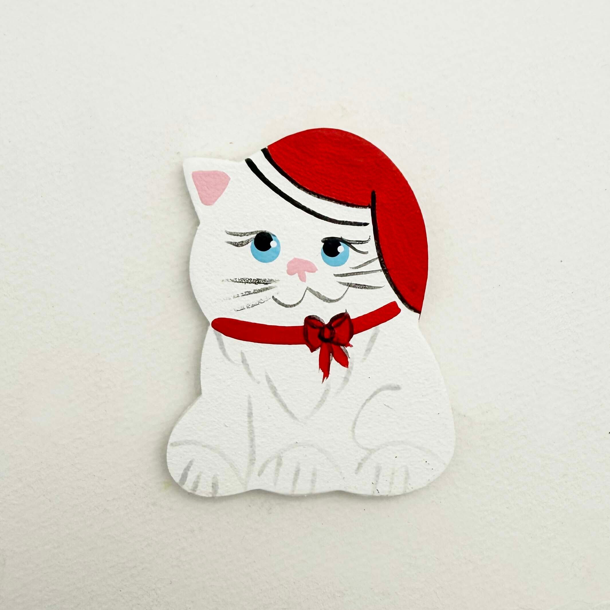 エストニアのマグネット（白猫）