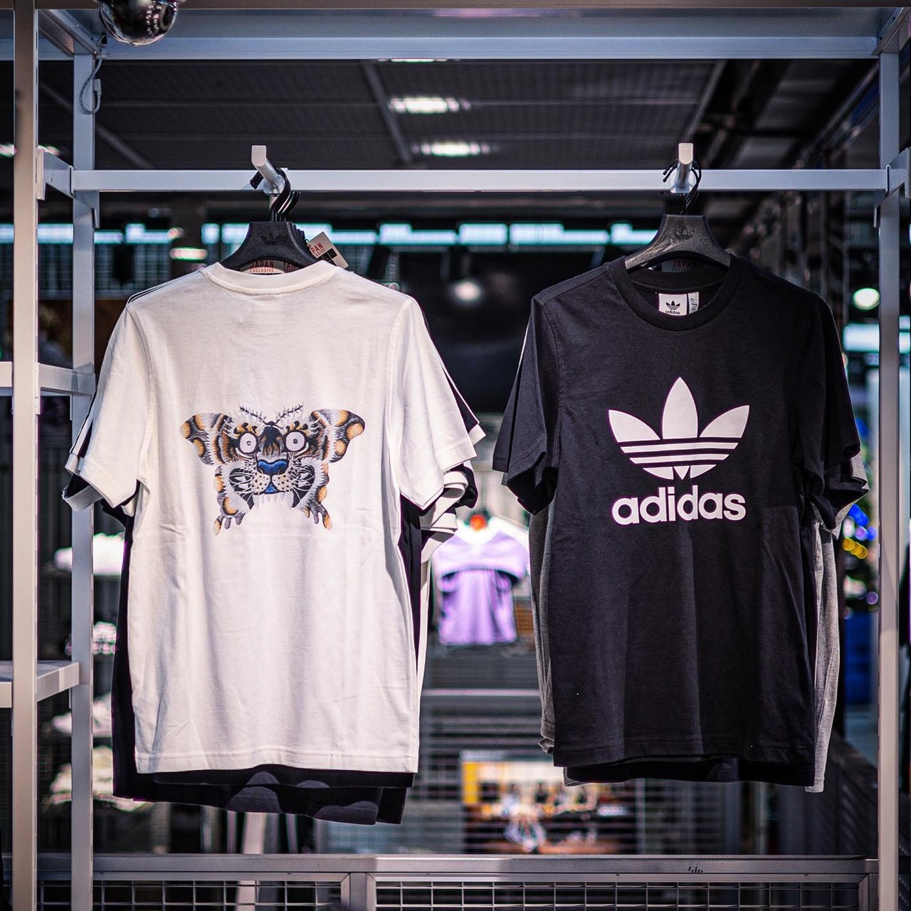 緑紫闇夜蛾虎パーカー