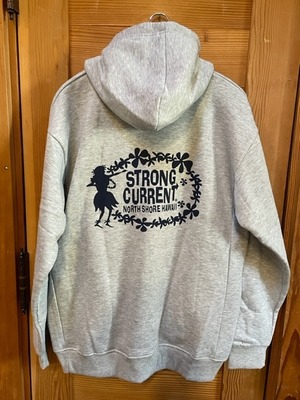 STRONG CURRENTプルオーバースウェットパーカーフラガール　20％OFF