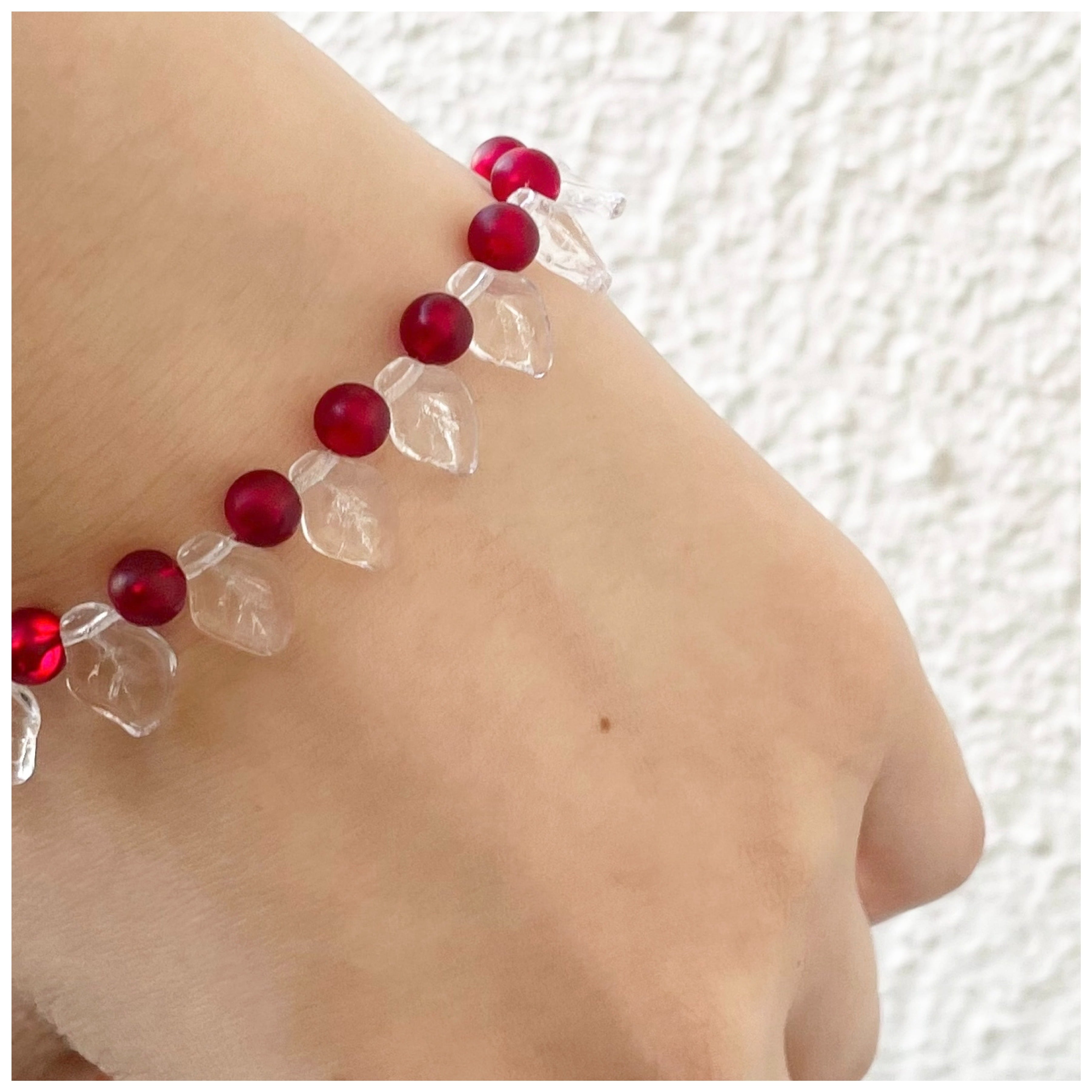 フランス買付 ヴィンテージ ブレスレット 赤玉 リーフパーツ バイ