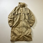 90s L.L.Bean　ハイネック　ドローコード　ダブルジップ　裏地メッシュ　隠しフード　ナイロンコート　ナイロンジャケット　エルエルビーン　ベージュ　M 古着