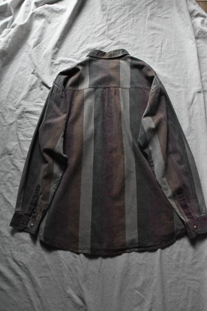 Dark blown border fade shirt