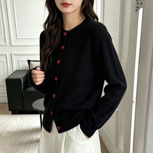 ハートボタン カーディガン ニット レディース 韓国 春秋 おしゃれ 大人 かわいい 羽織り トップス フェミニン ゆったり 無地 洗えるニット きれいめ 大人可愛い 大人女子 [LW-CFT010]