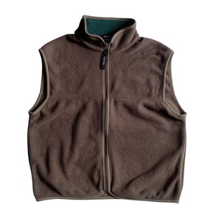 Early Winters fleece vest