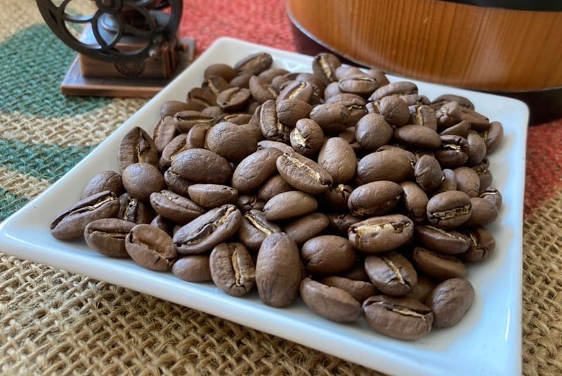 ドミニカ パラオナ メロ農園AA 1袋100g入り | coffeeikeda