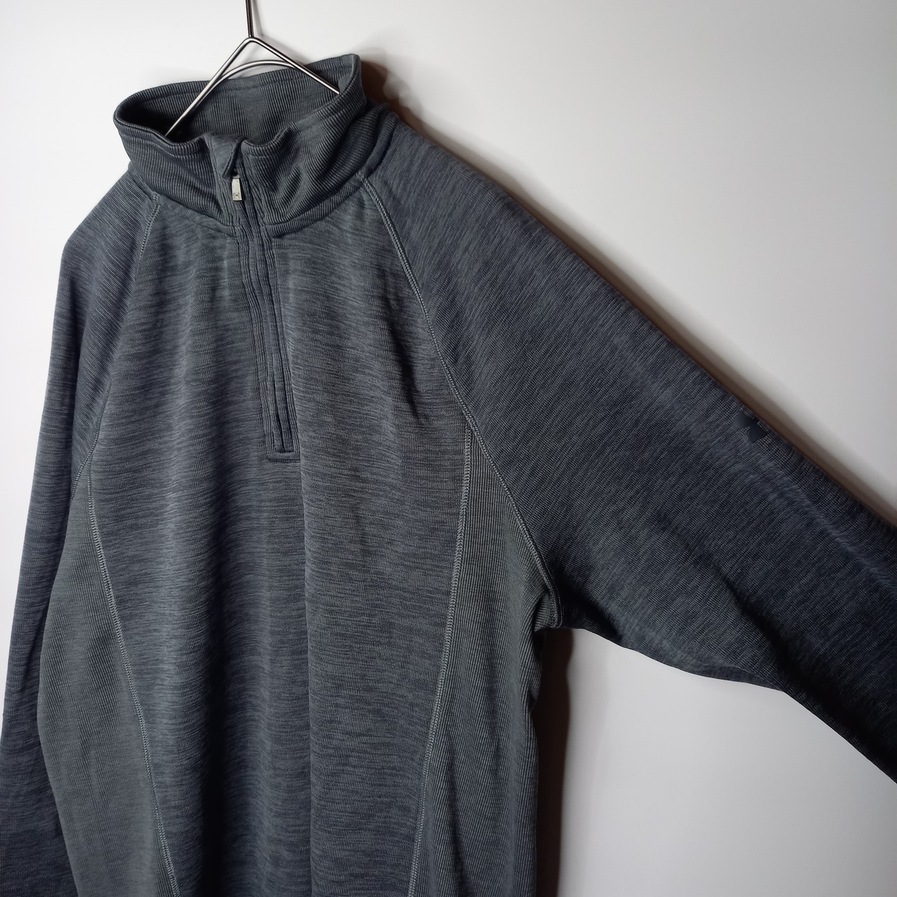 アンダーアーマー　ハーフジップ　スタンド　スウェット　トレーナー　無地　SM