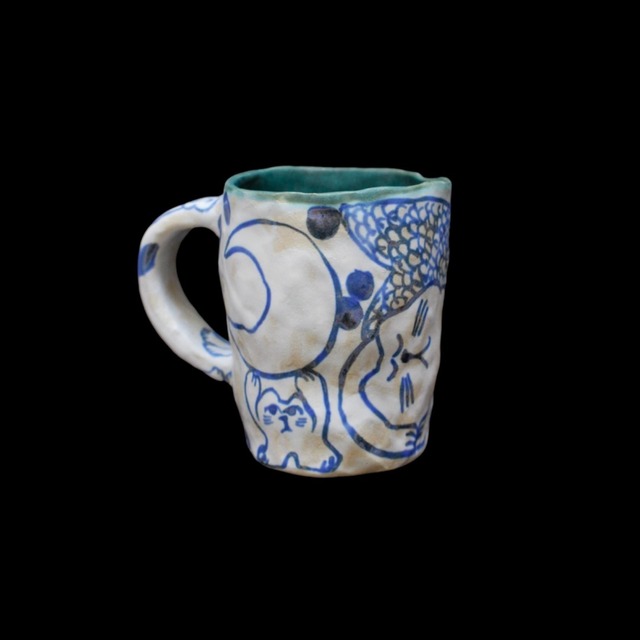 Marie Yae/  MUG    - 2 -