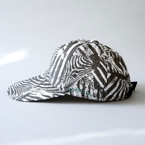 《michirico 2023SS》Real zebra TEX cap / off white