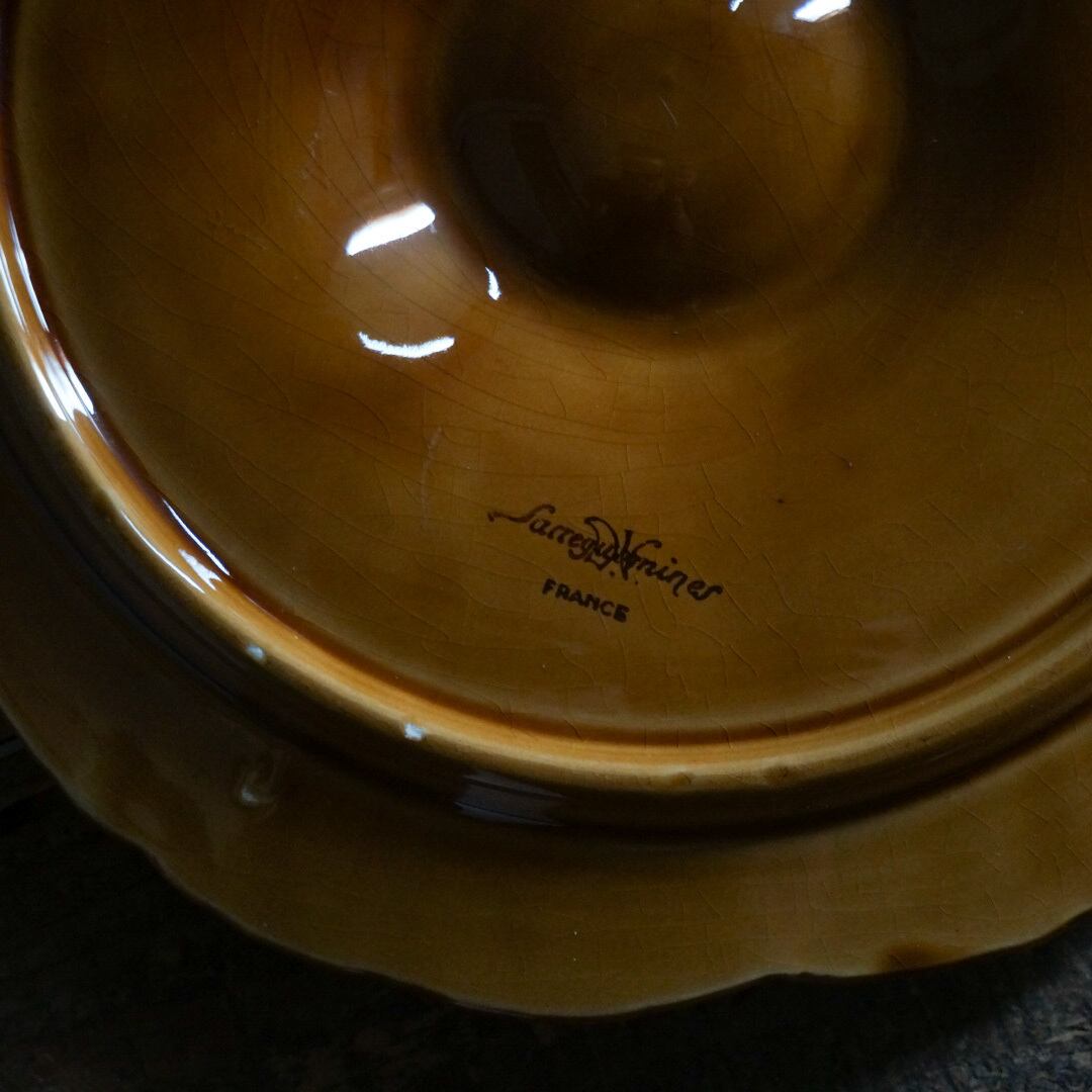 古いフランスの陶器皿