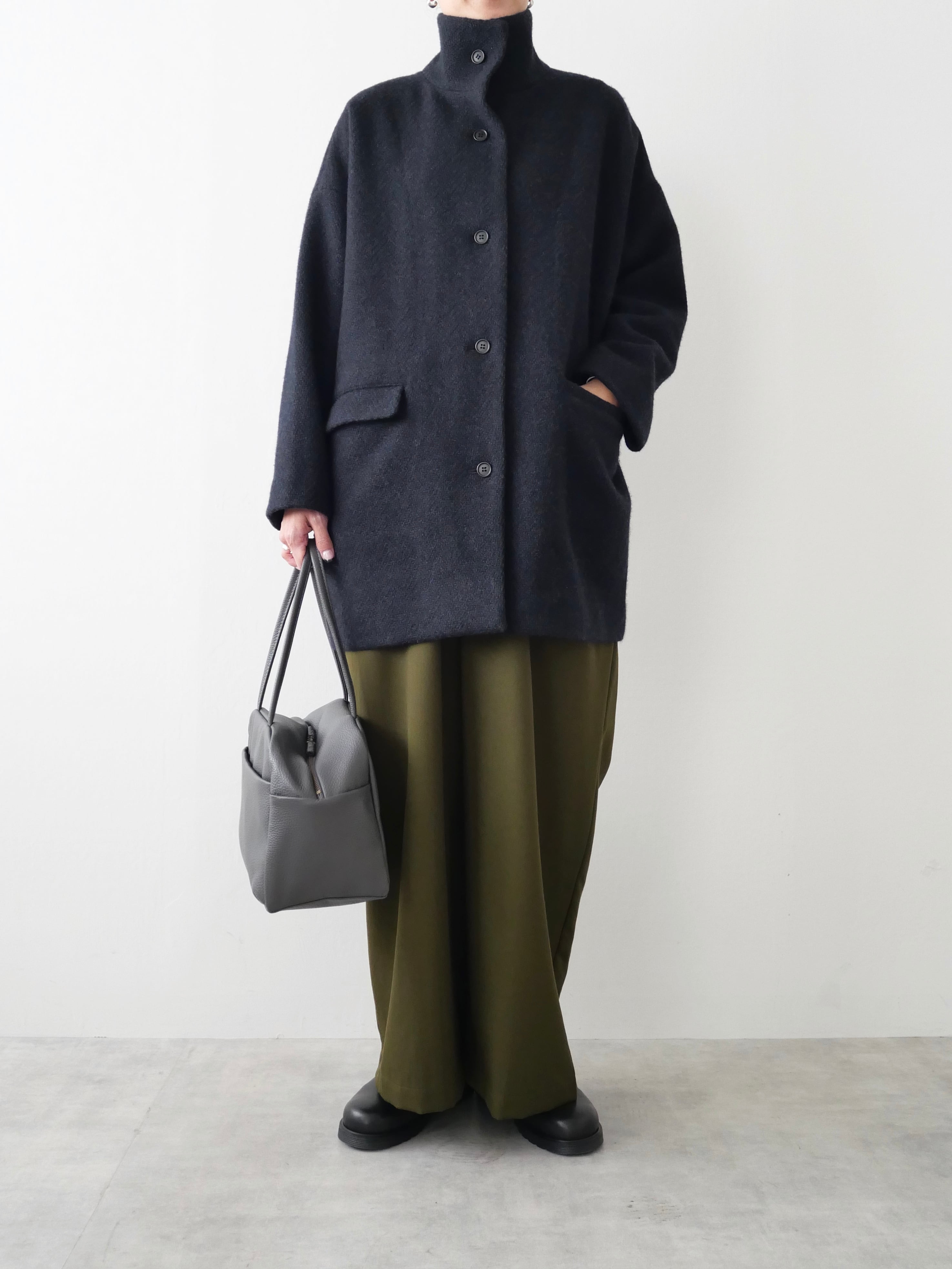 evam eva / renew-wool stand short coat
