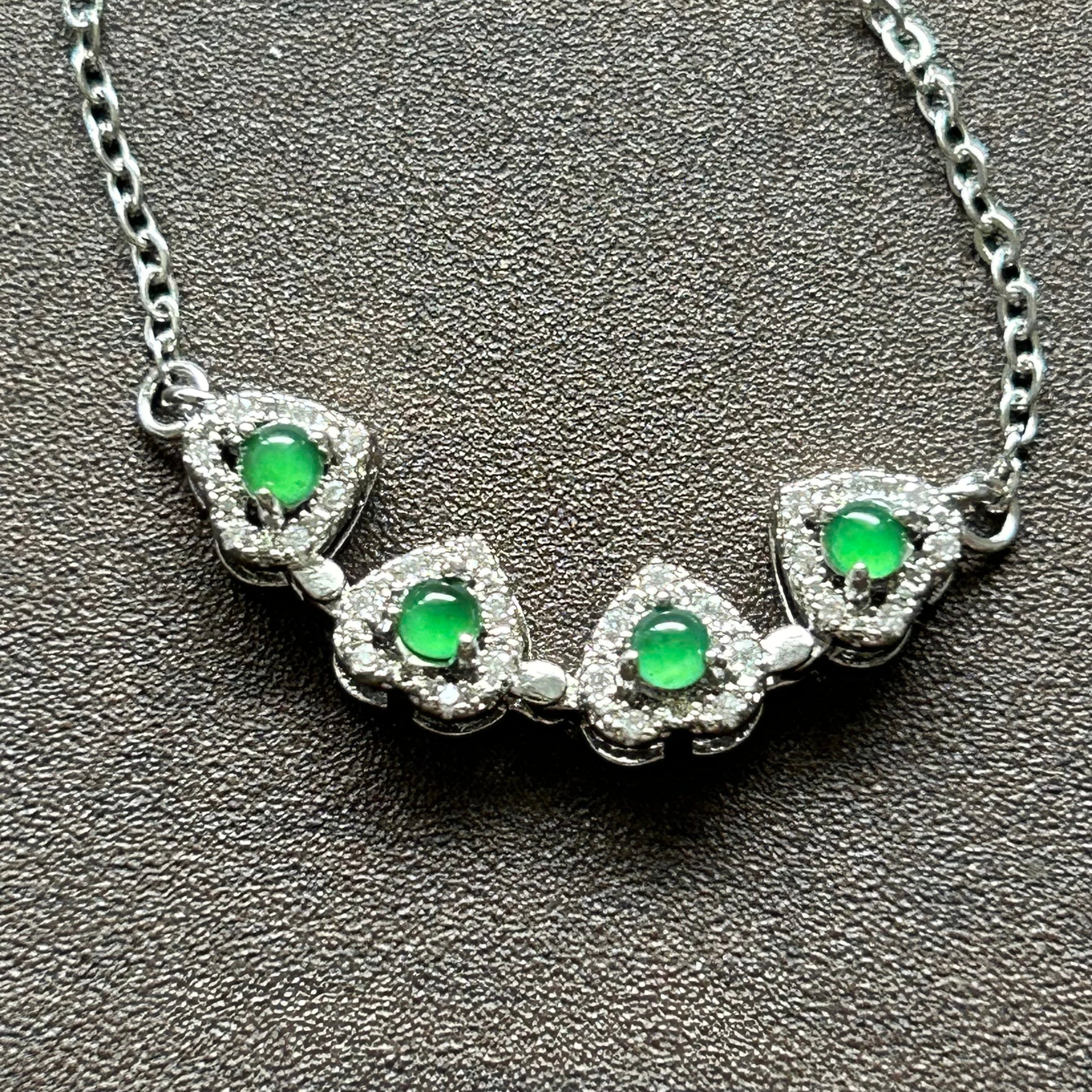 本翡翠ネックレス ミャンマー産 陽緑 氷種 無含浸 無着色 一点物