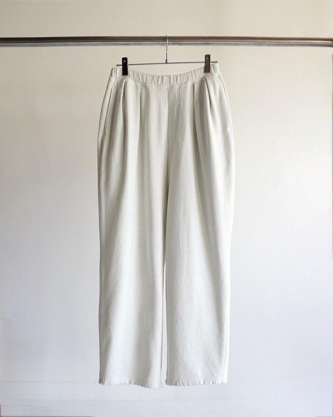 24SS】ANCELLM TUCK SWEAT PANTS(WHITE) ANC-PT43 | Pay ID