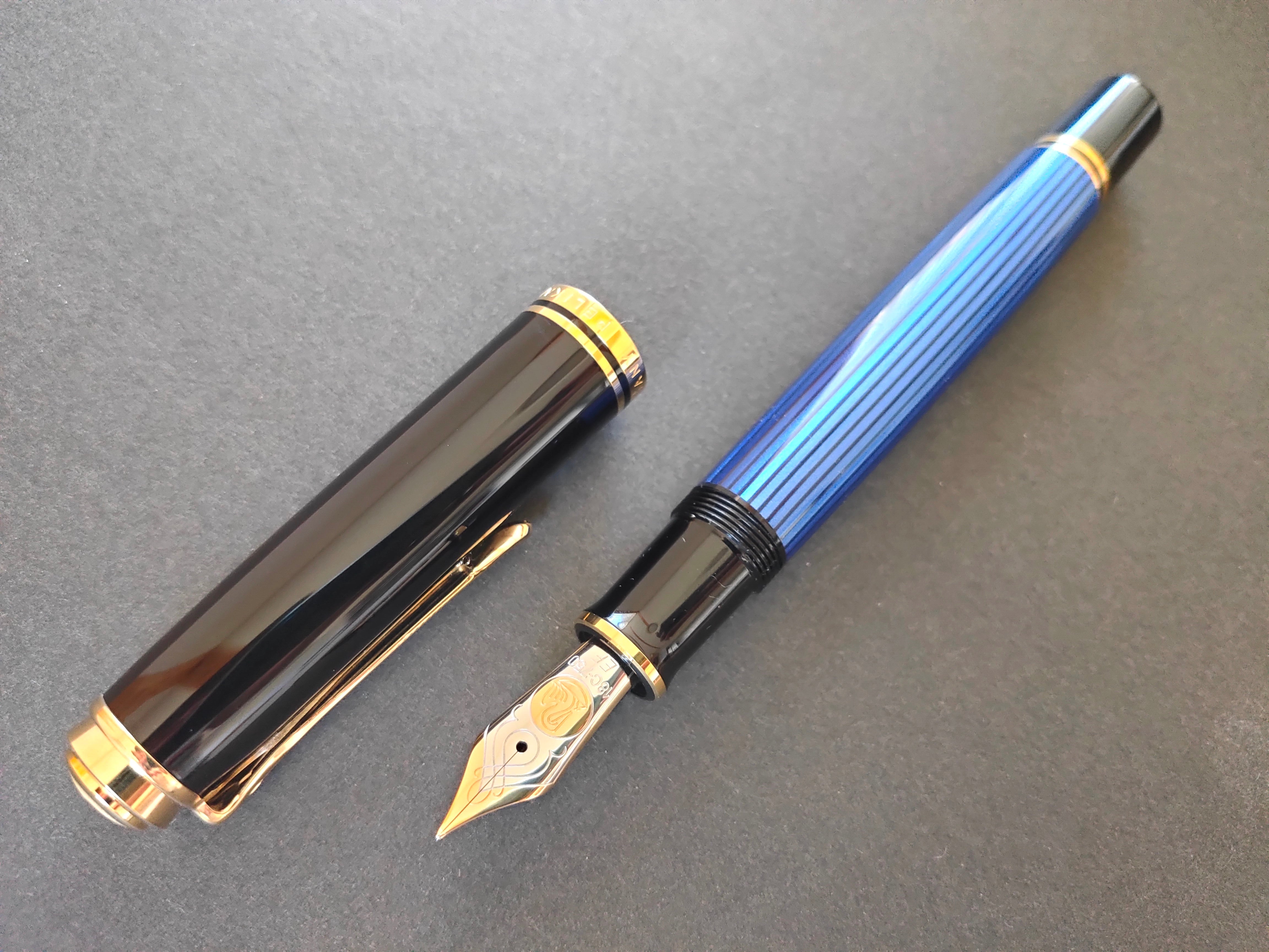 ペリカン スーベレーン M８００ 青縞　Pelikan Souverän M800　（極細字）　18C　　　　　02327