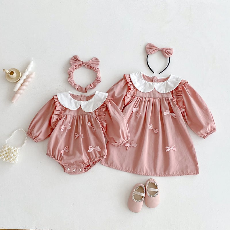 リボンが可愛い ピンクの姉妹おそろい長袖ロンパース/ワンピース
