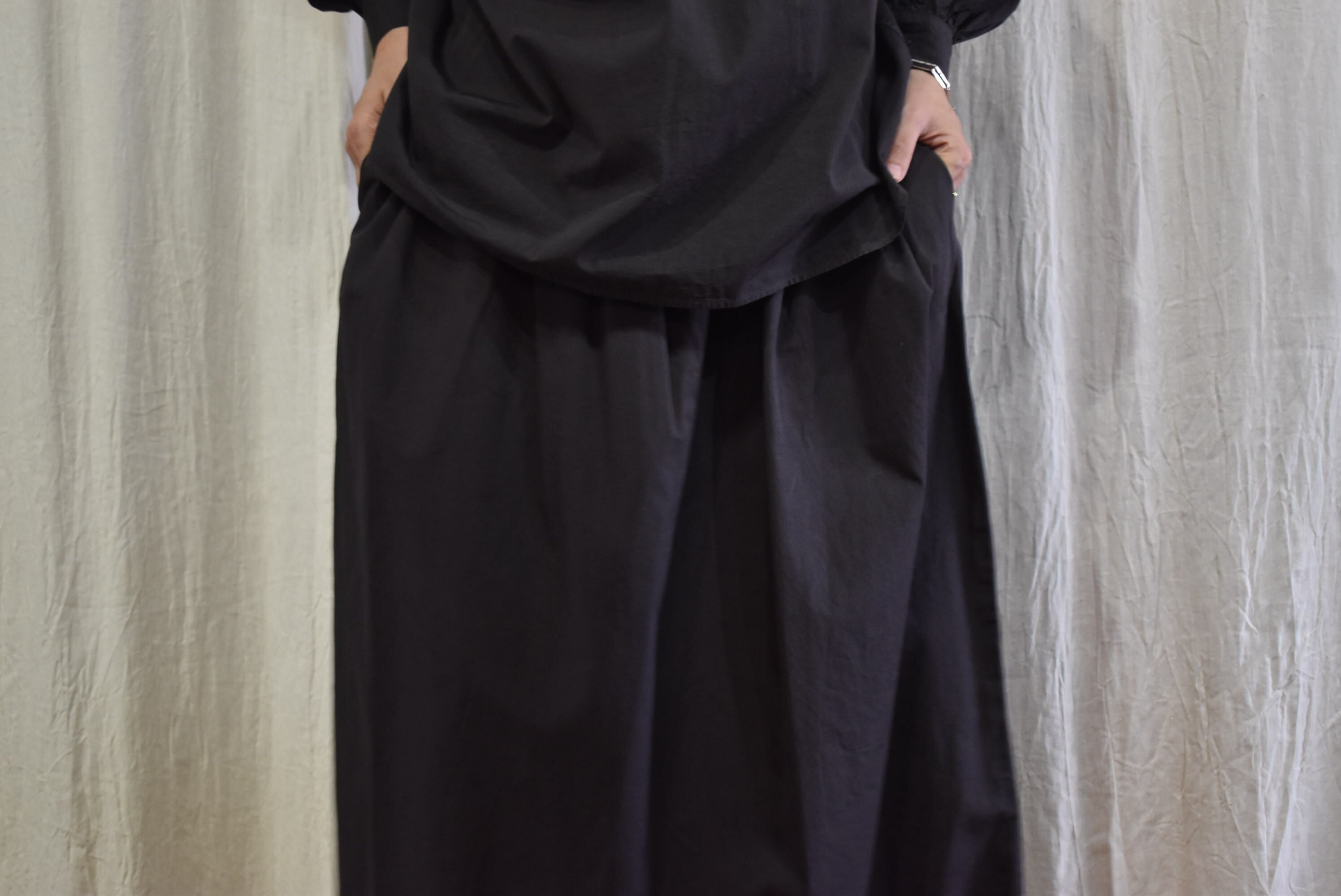 holk gather skirt charcoal | rasikufuku