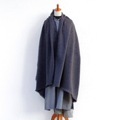 MAISON CARRÉE  CASHMERE Fringe STOLE  "CHARCOAL GREY"