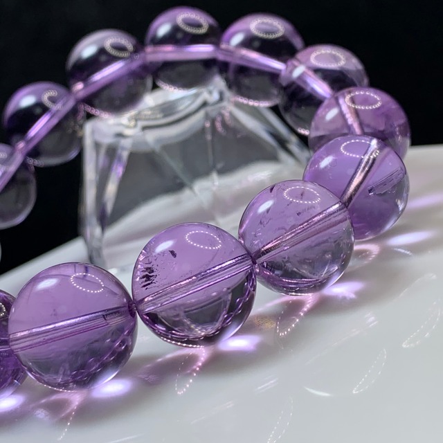 2.超透明☆ライトカラーアメジスト・ブレスレット