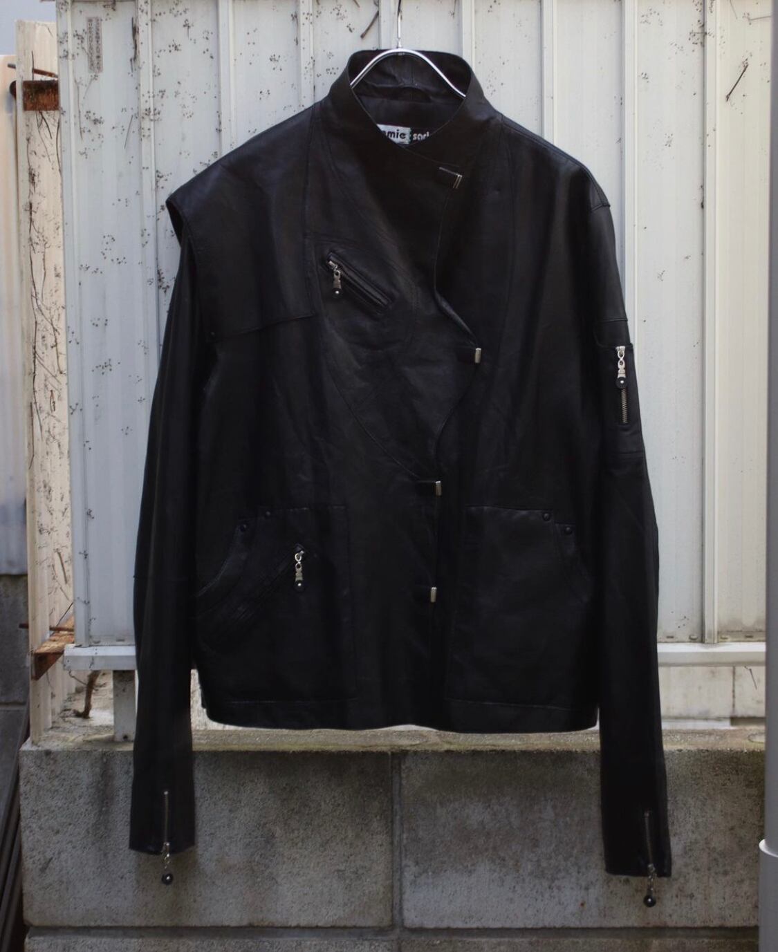 Gimmick fake leather jacket