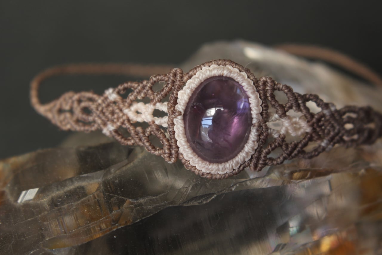 Amethyst micro macrame bracelet