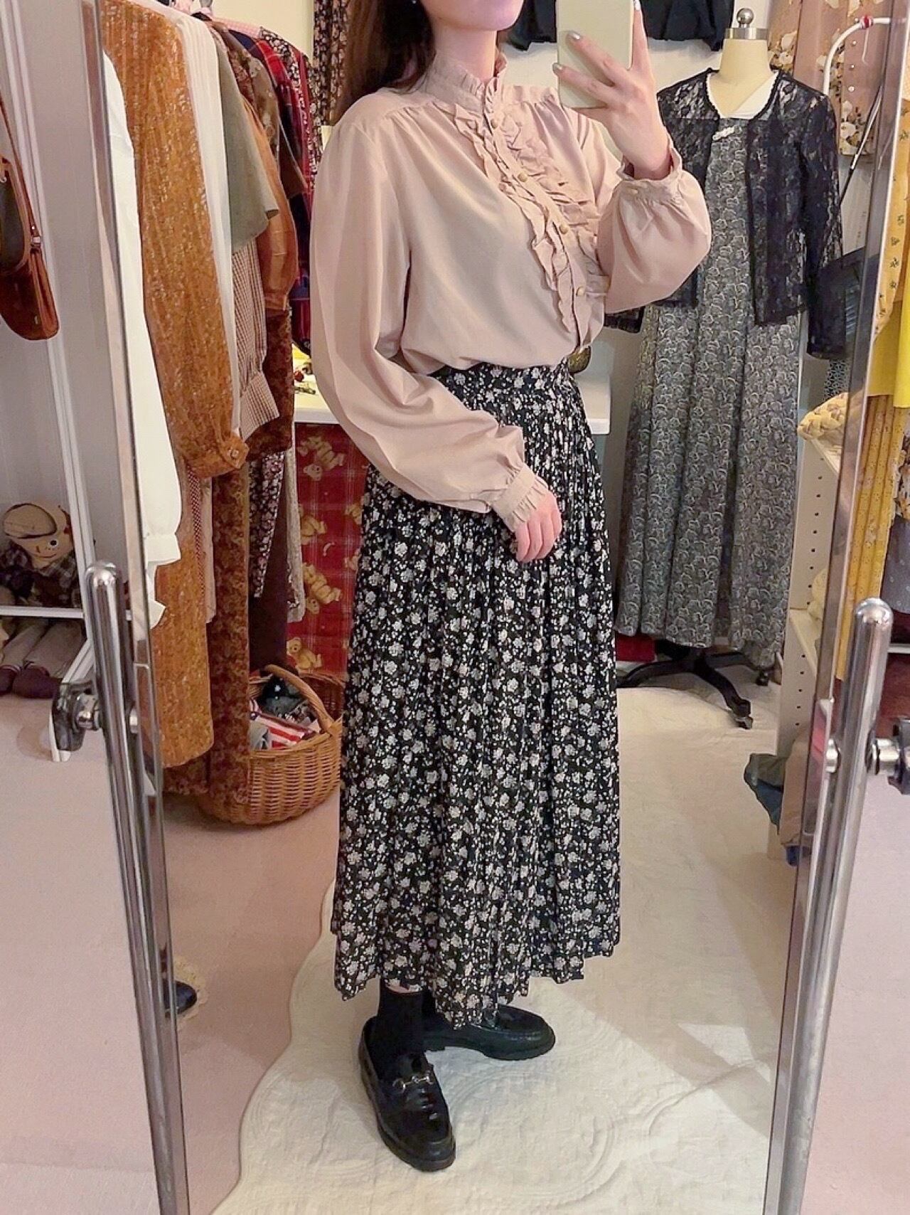 beige frill stand collar blouse