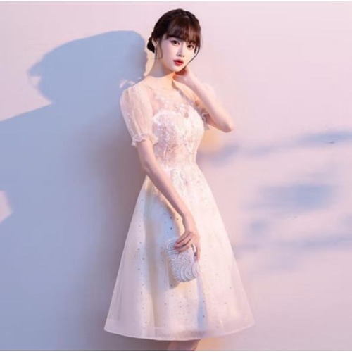 ドレス 結婚式  披露宴 二次会 フォーマル イブニングドレス ショート丈 華やか エレガント パーティドレス Aライン 五分袖 レース シャンパン